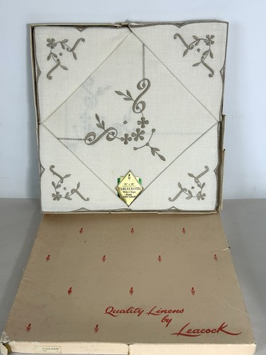 Vintage embroidered tablecloth - embroidered,