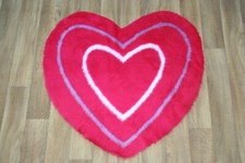 Kids pink heart rug 70cm - heart,