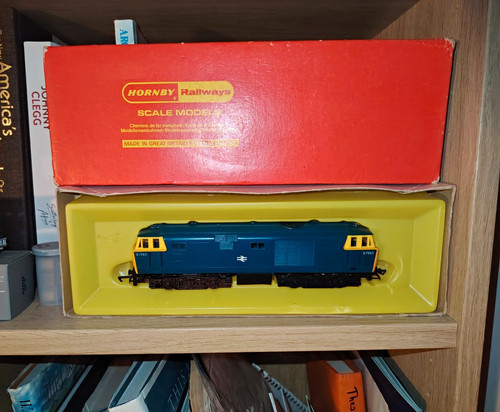 Hornby railways 758 hymek - hornby, r.758