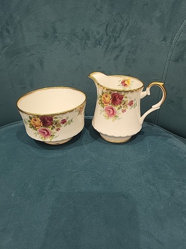 Vintage royal stafford bouquet - royal,