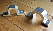 BILLET ALUMINIUM STEERING RACK MOUNTING CLAMP BRACKETS TO SUIT ESCORT MK1 MK2