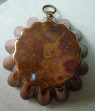 VINTAGE COPPER FLUTED MOULD