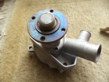 WATER PUMP , FITS TOYOTA CARINA CELICA COROLLA SPRINTER 1970,S. MOTORCRAFT PUMP