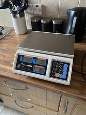 DIGI DS-700 Scales