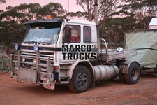 Truck photo Volvo FL10 tractor