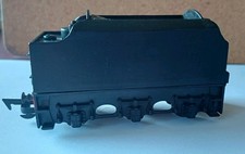 TRIANG 00 R30/31 BLACK TENDER