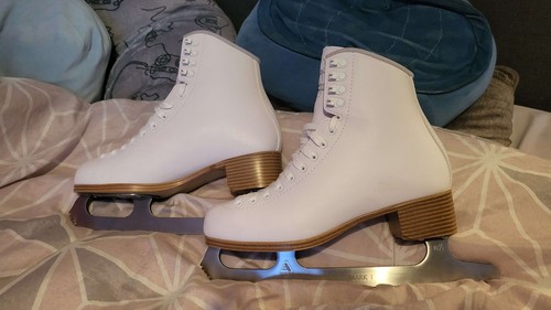 Jackson jc200 ice figure - jackson,