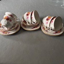 Vintage Queen Anne  6 tea Cups