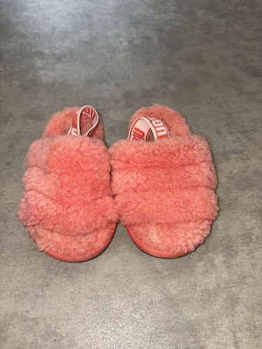 Younger girls ugg slippers - ugg,