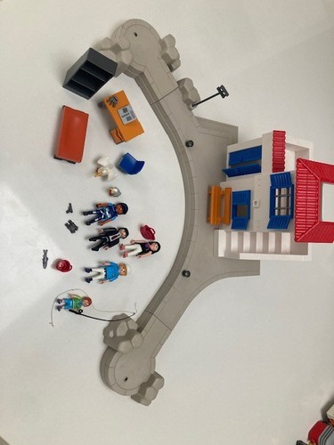Playmobil police station - playmobil,