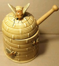 Vintage Beehive Ceramic Glazed Honey Pot With Wooden Dipper.