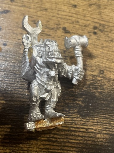 Ork spanner boy - ork,