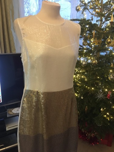 Stunning lipsy round neck - stunning,
