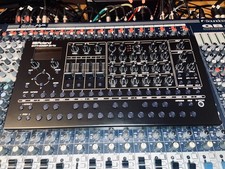 Roland - SH-4D Compact Desktop