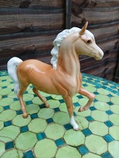 Beswick Palomino Prancing Arab