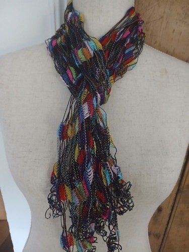 Ladder ribbon yarn with