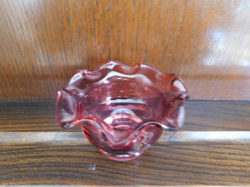 Small vintage cranberry - ,
