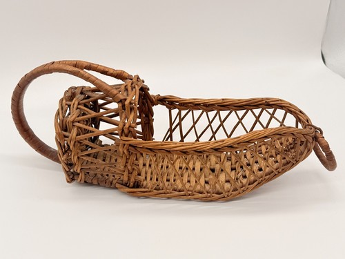 Vintage wicker wine - vintage,