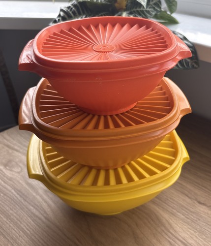 Vintage tupperware servalier - vintage,