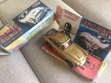261 James Bond 007 Corgi Toys Aston Martin DB5. Replica Old Box Incl