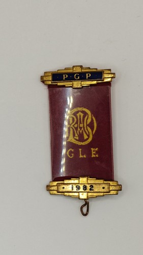 1982 masonic ribbon bar badge - ,