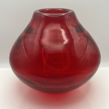WHITEFRIARS-Optical Ribbed Glass Vase-RUBY RED-14 cm High-#9586
