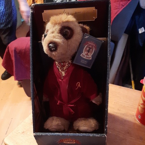 Compare the meerkat - the,