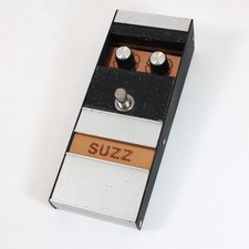CARLSBRO Suzz Fuzz Pedal