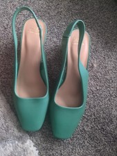 Marks And Spencer Size 51/2 Ladies Green Sling Back Shoes