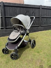 Mamas and Papas Ocarro Grey Pushchair & Carrycot Travel System