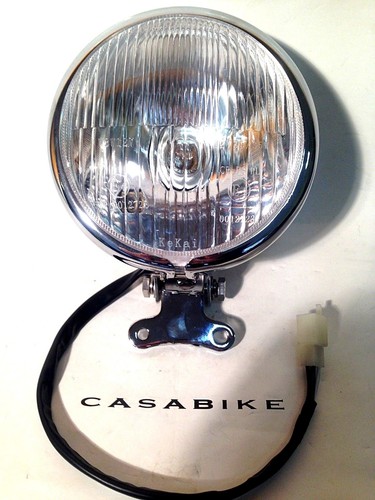 Headlights including bulbs