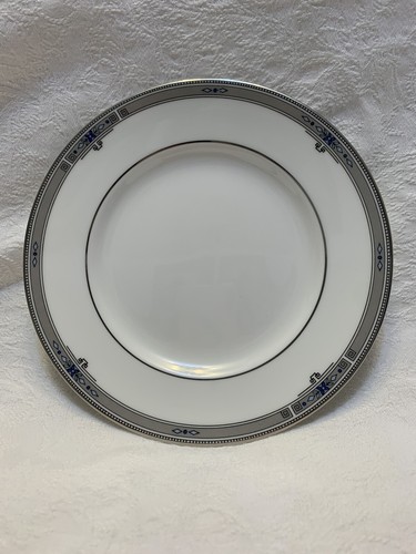 Wedgewood amherst plate - 6",