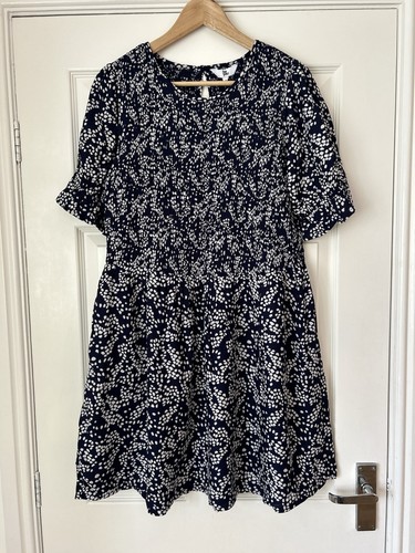 Bnwt you navy and white - be,
