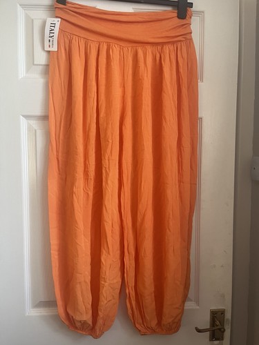 Bnwt ladies harem style - bnwt, cuffed