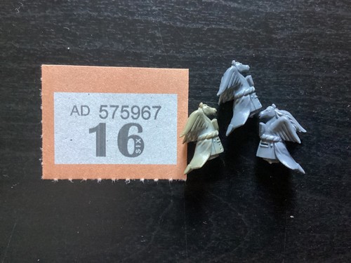 Bretonnian knight head pegasus - head,