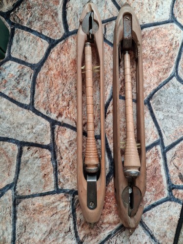 Pair weaving loom boat - pair,