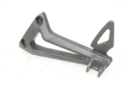 Rear left footrest - left,