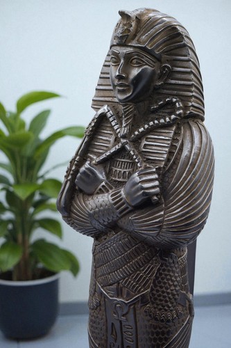 Rare egyptian statue king - rare,
