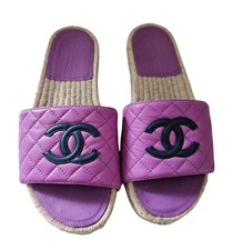 Chanel Size 6 Quilted Slider
