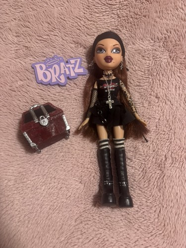 Bratz treasures roxxi doll - treasures,