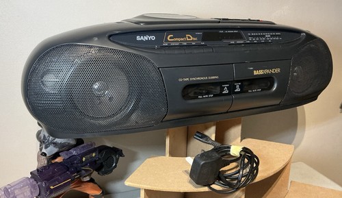 Sanyo mcd z22f bass xpander - bass,