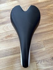 Fizik Aliante Saddle