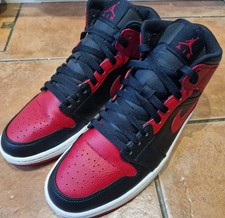 Nike Air Jordan 1 Mid Banned