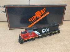 MTH HO SCALE DIESEL LOCOMOTIVE GP38-2 CANADIAN NATIONAL N.4715 DCC READY NEW !
