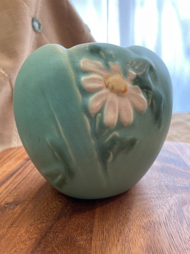 Weller pottery blue vase - blue,