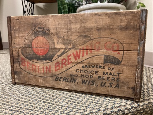 Vintage wooden beer - vintage, crate