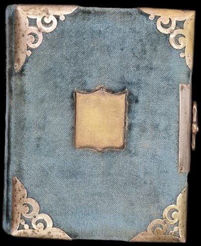 Old photo album with velvet - photo,