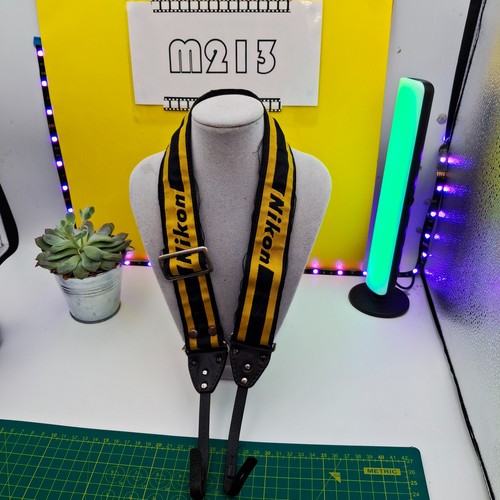 Nikon camera neck strap black - nikon,