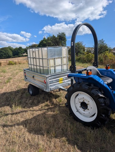 Compact tractor trailer t - 1,