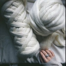 10 lbs Bulk Wool Roving